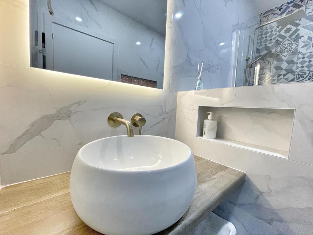 Luna Ensuites Centro Málaga Extérieur photo